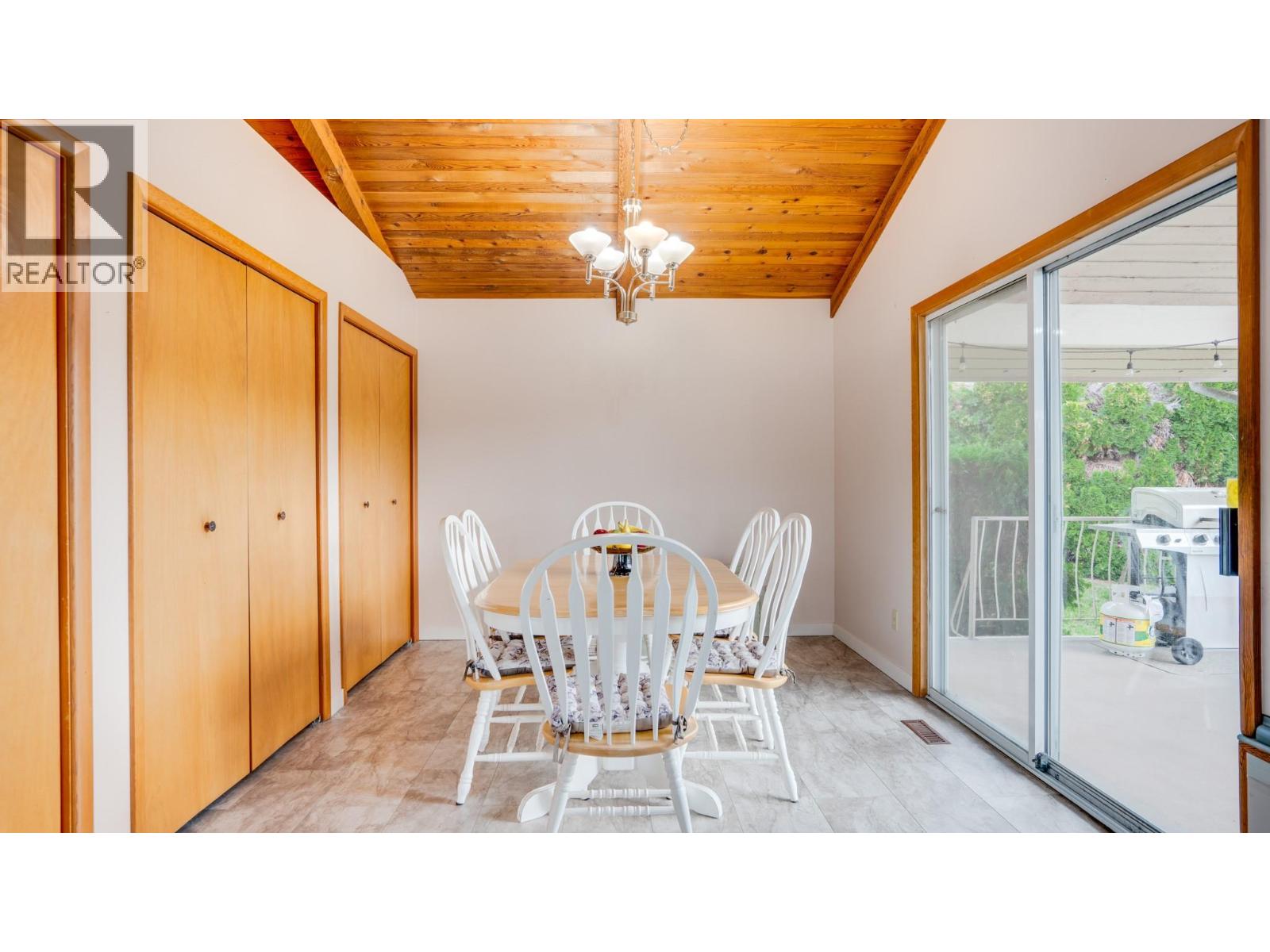 9109 Husband Road Property Photo 13