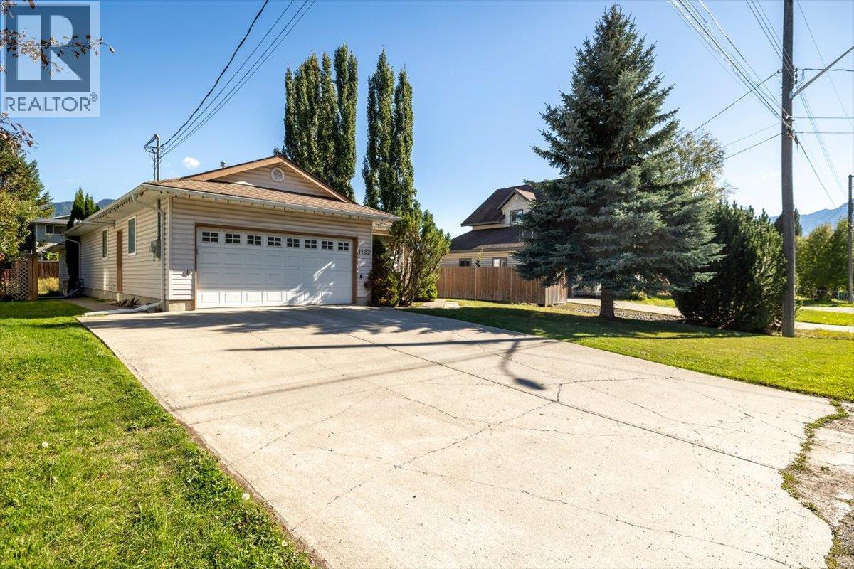 1122 11th Avenue Property Photo 15