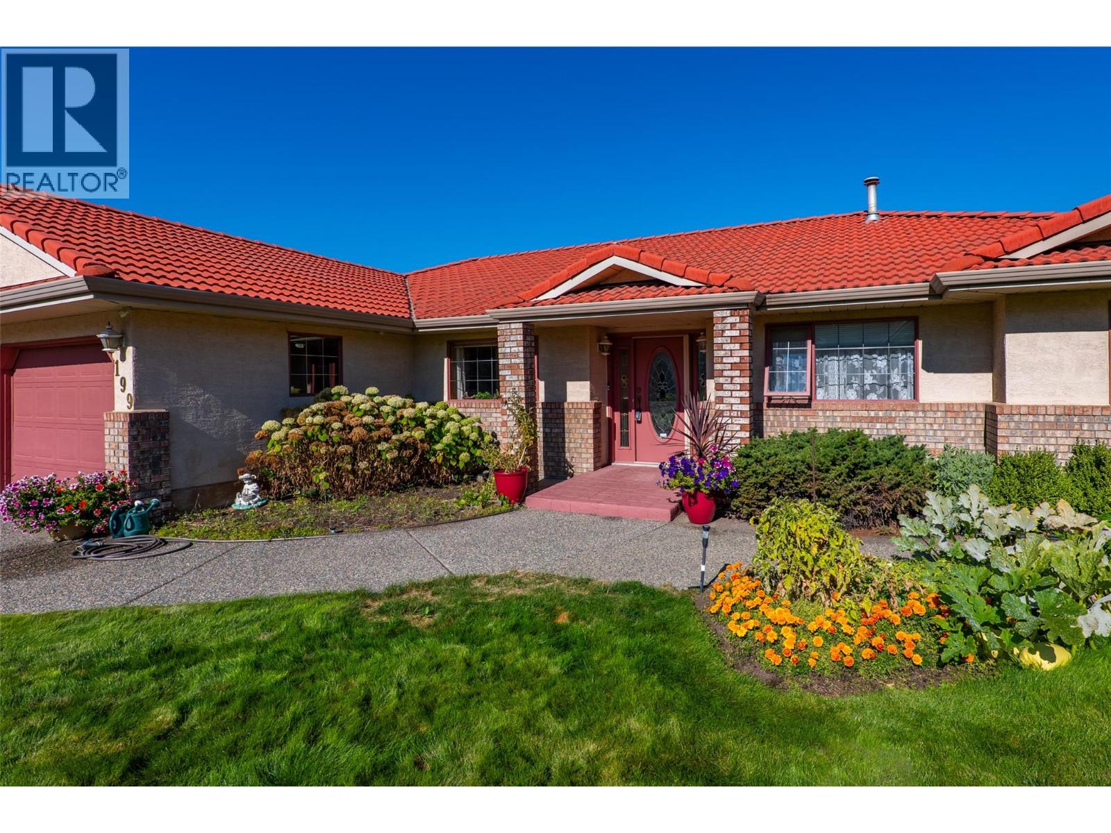 199 Coppertree Court Property Photo 2
