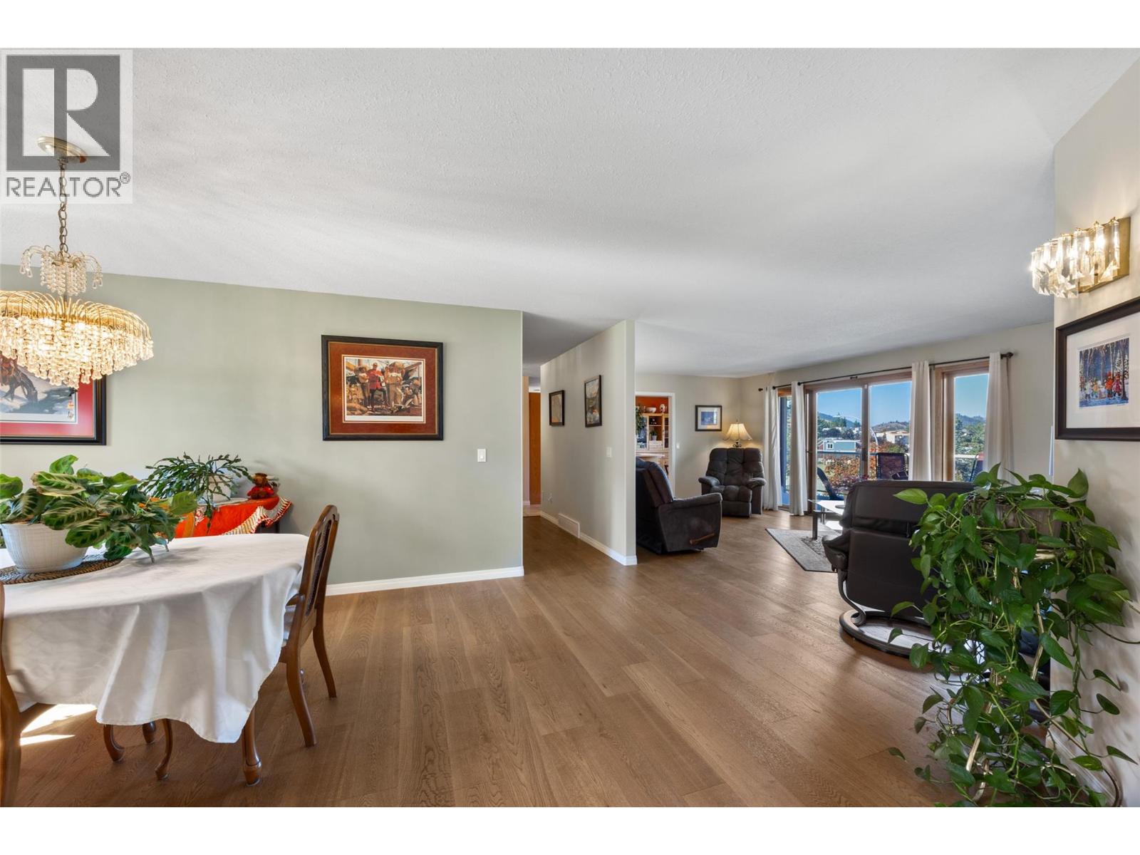 199 Coppertree Court Property Photo 4