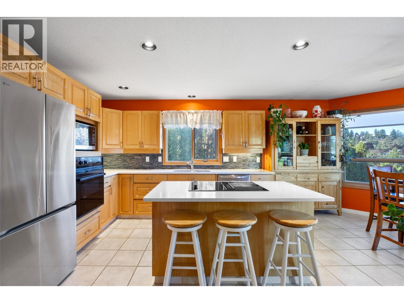 199 Coppertree Court Property Photo 8