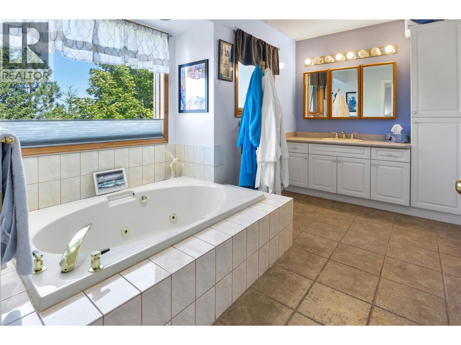 199 Coppertree Court Property Photo 22