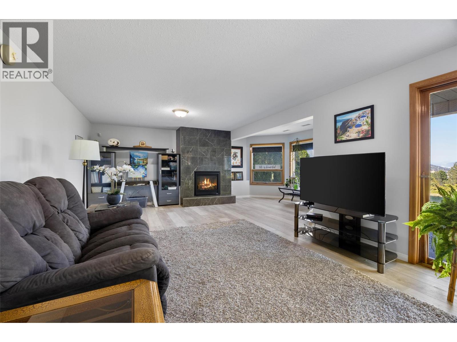199 Coppertree Court Property Photo 32