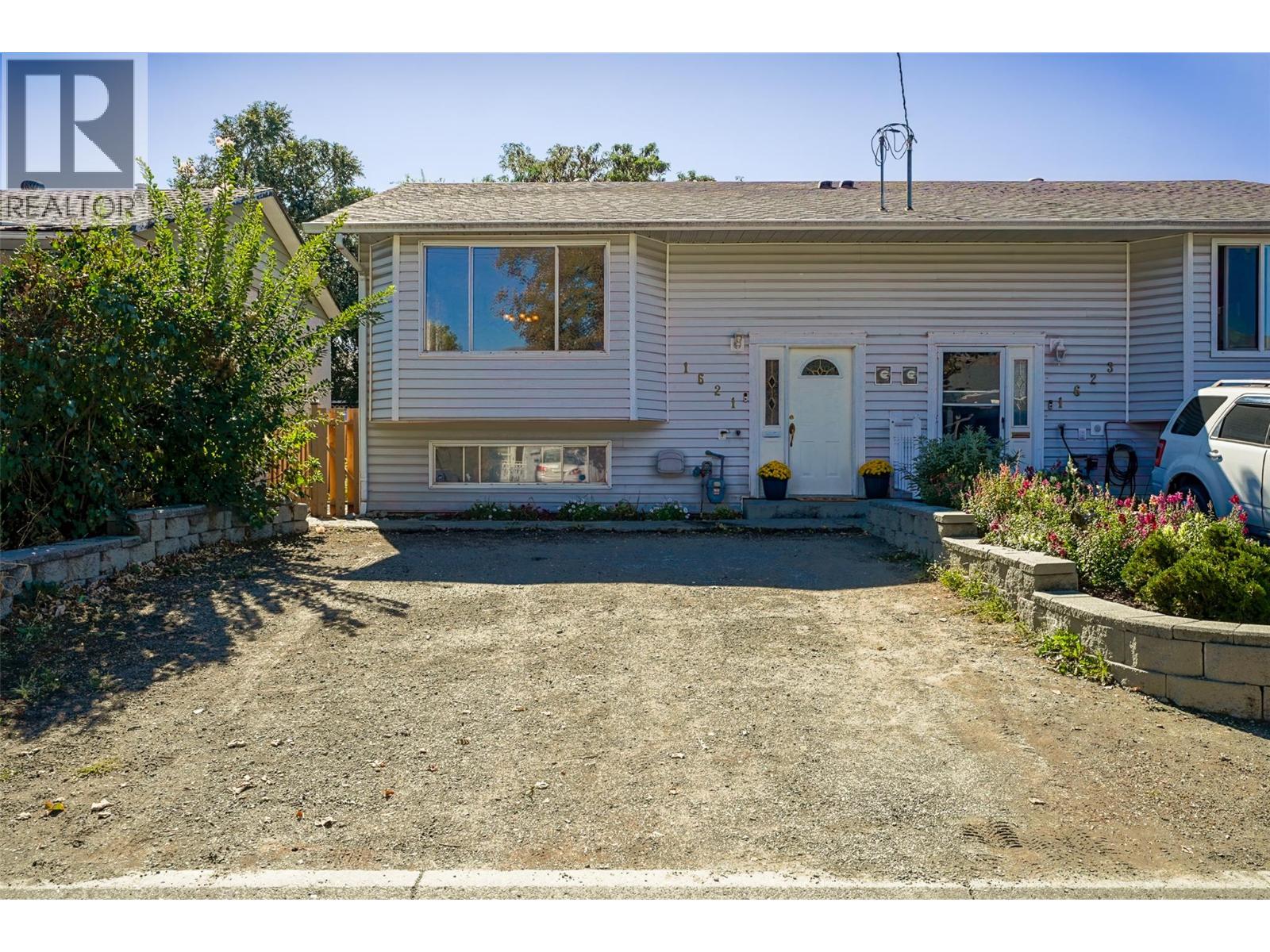 1621 Spartan Place Property Photo 2