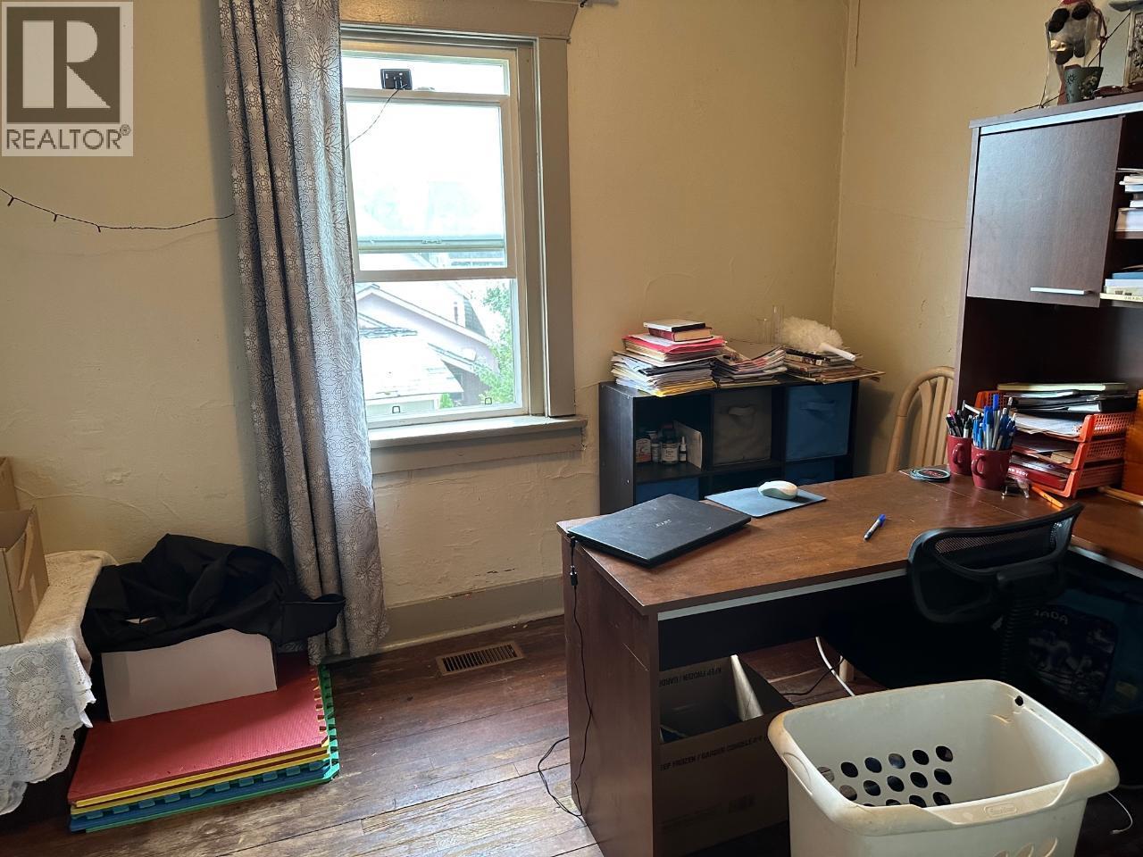411 Latimer Street Property Photo 16