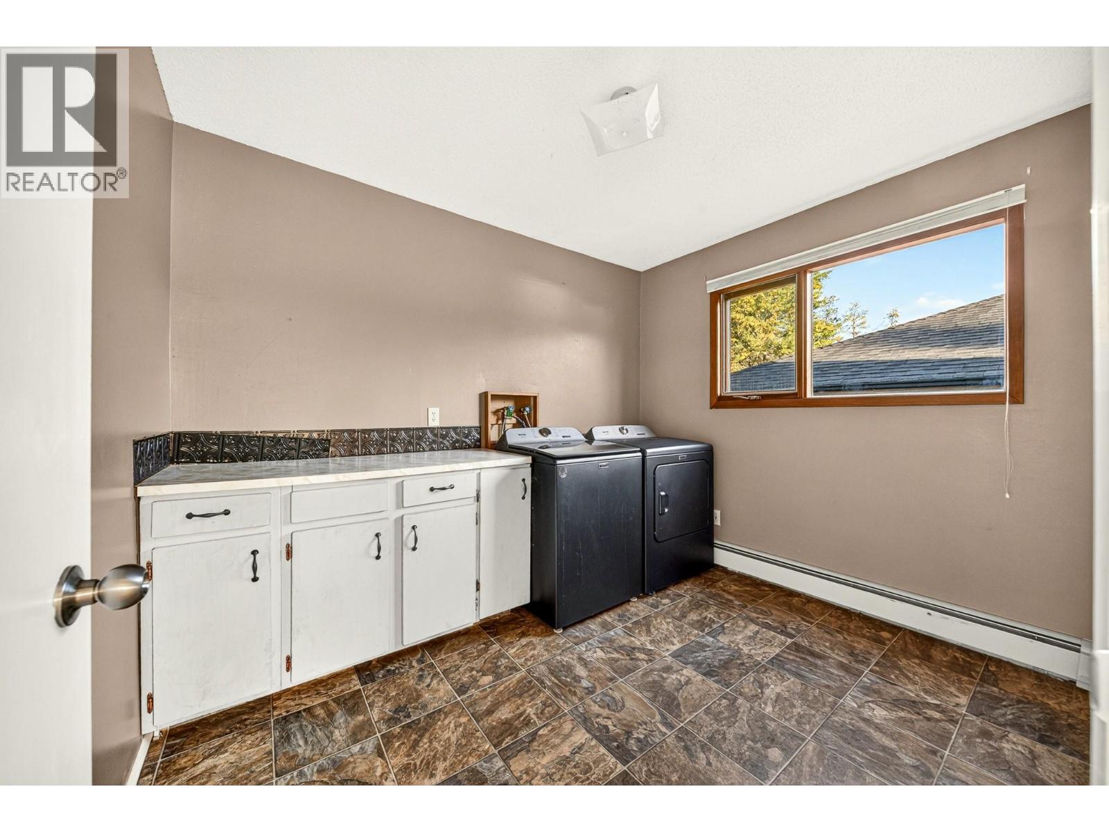 407 Maple Street Property Photo 32