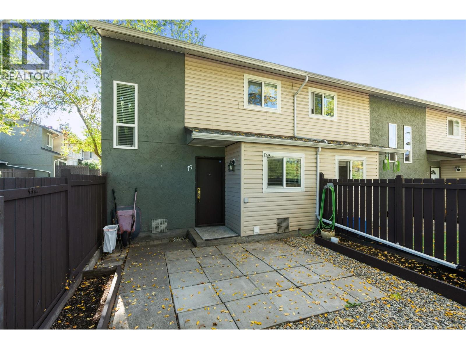 1809 40 Avenue Unit# 19 Property Photo 1