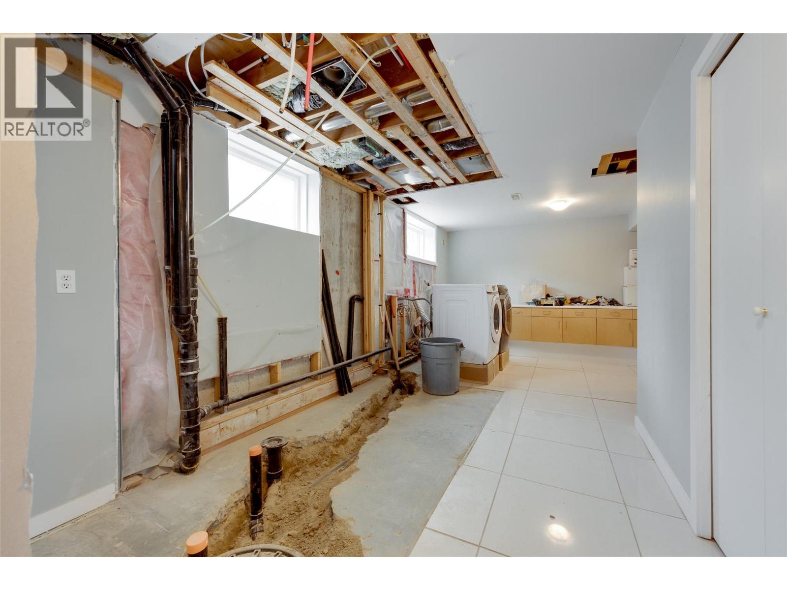 2350 Thacker Drive Property Photo 44