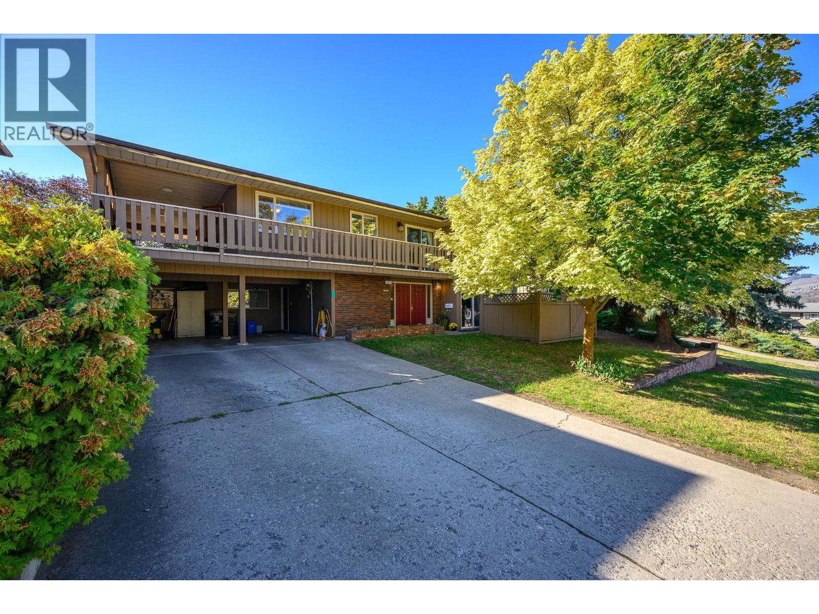 1604 39A Avenue Property Photo 1