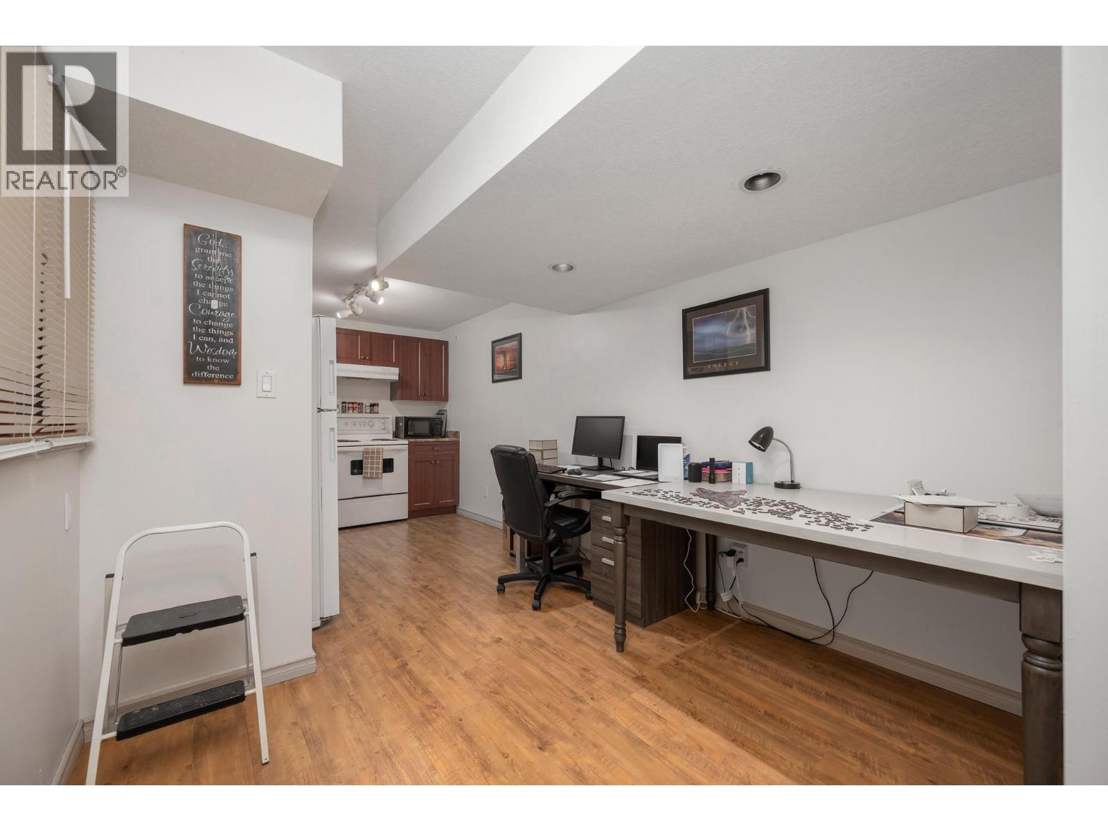 1604 39a Avenue Property Photo 30