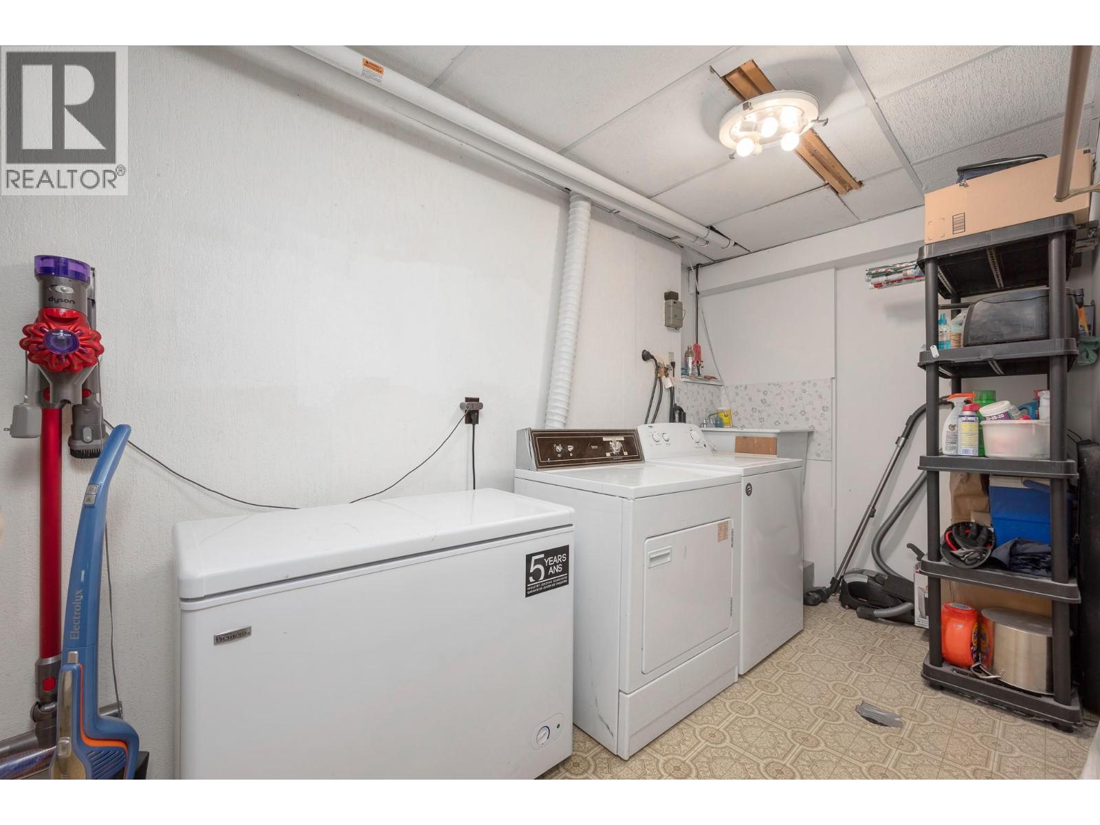 1604 39a Avenue Property Photo 36