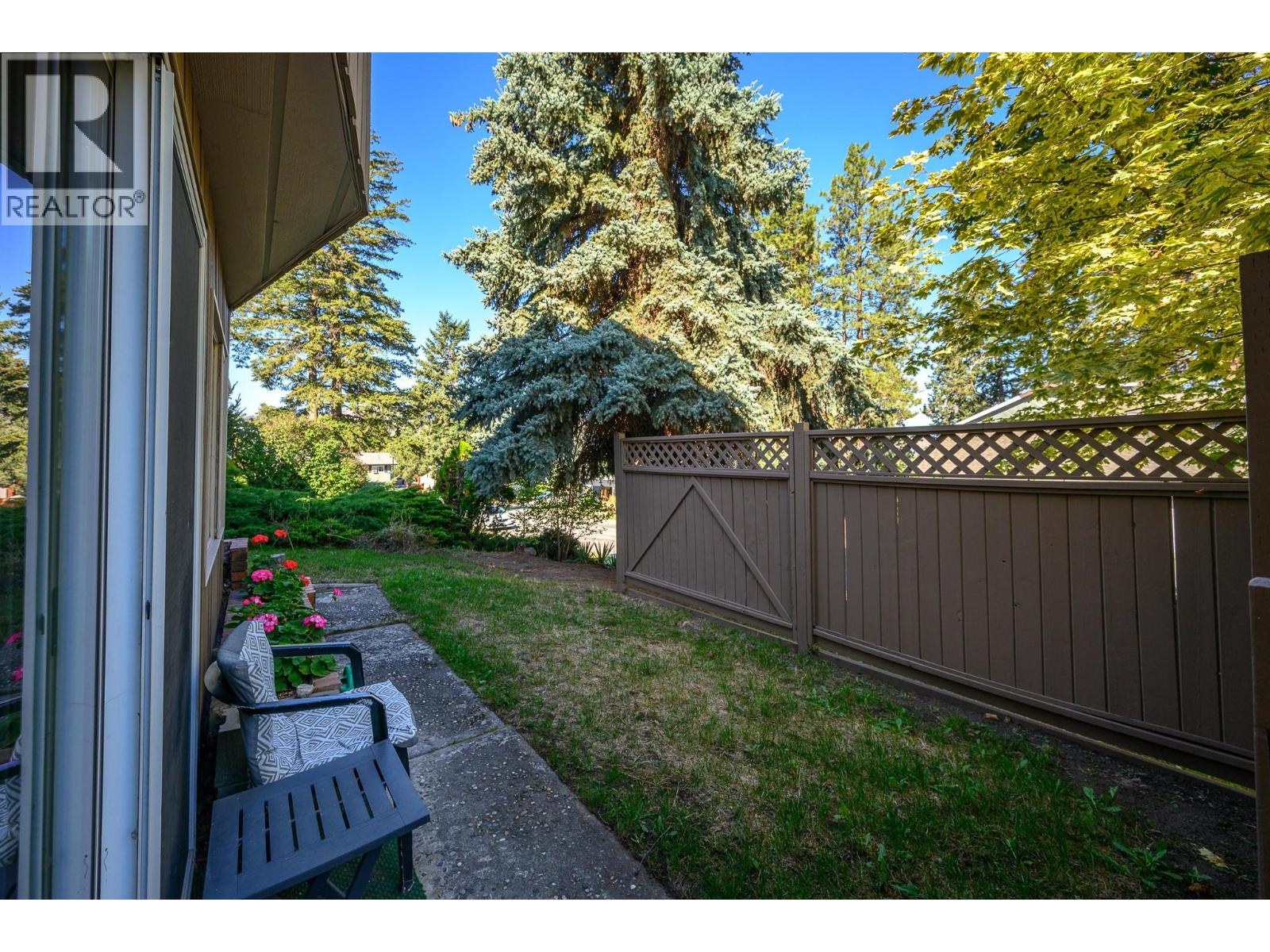 1604 39a Avenue Property Photo 37