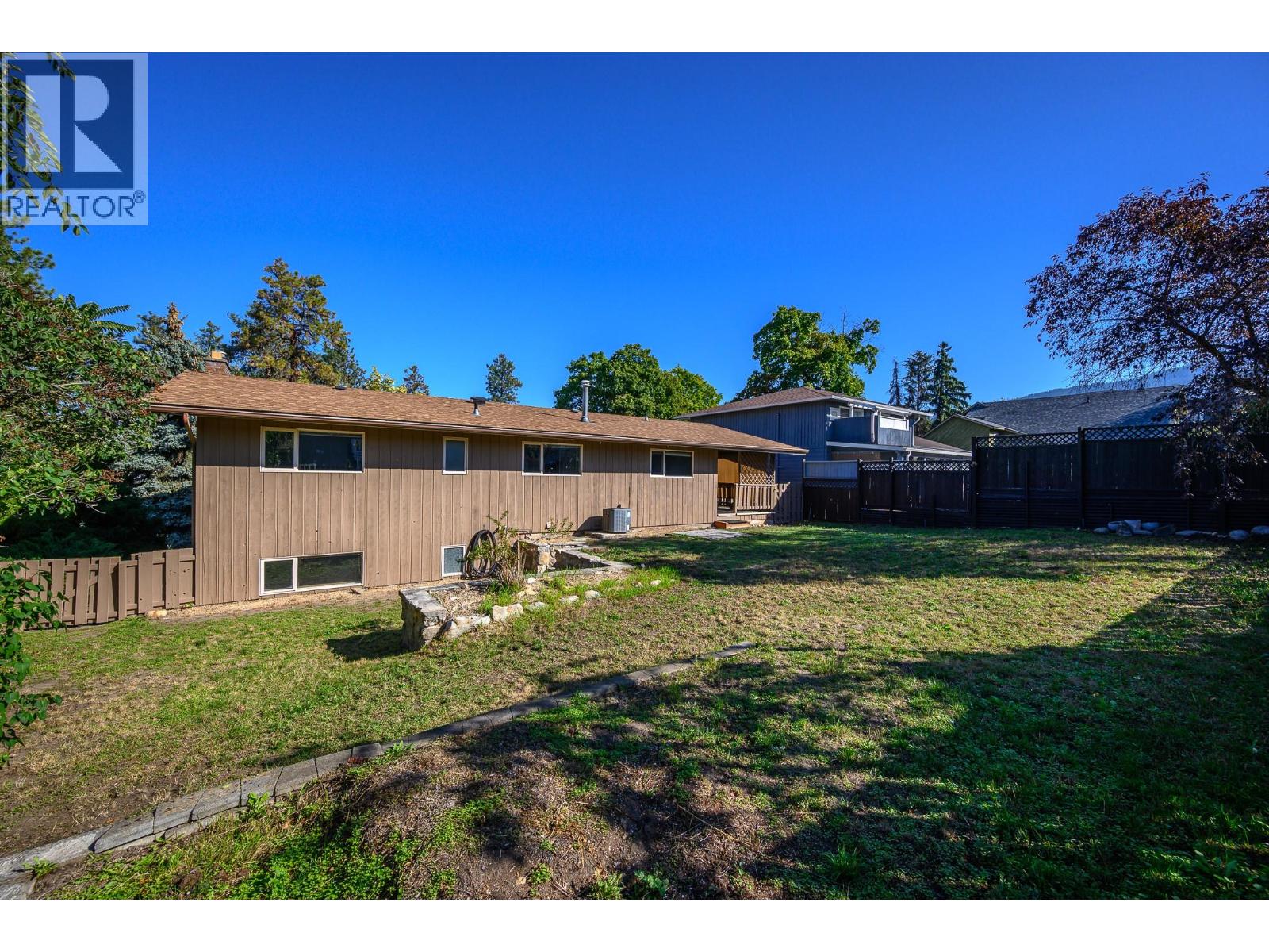 1604 39a Avenue Property Photo 41