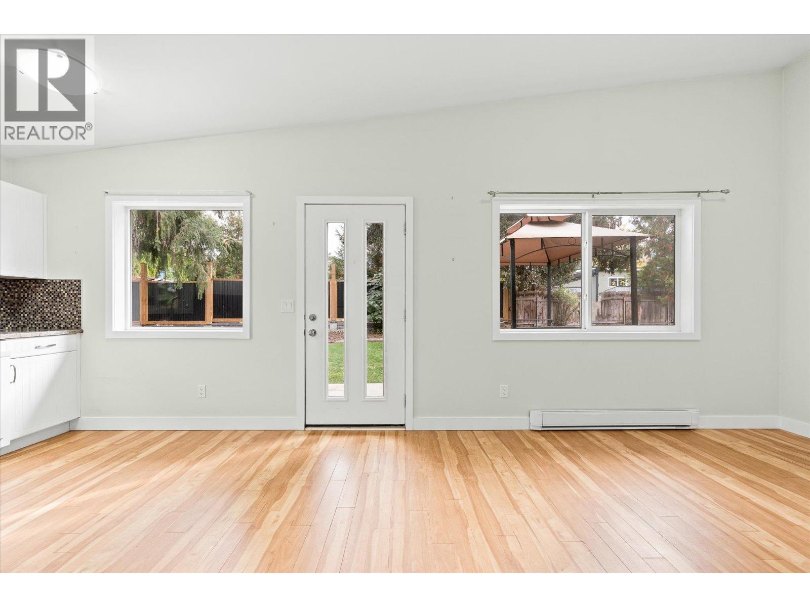 4583 Bonjou Road Property Photo 4