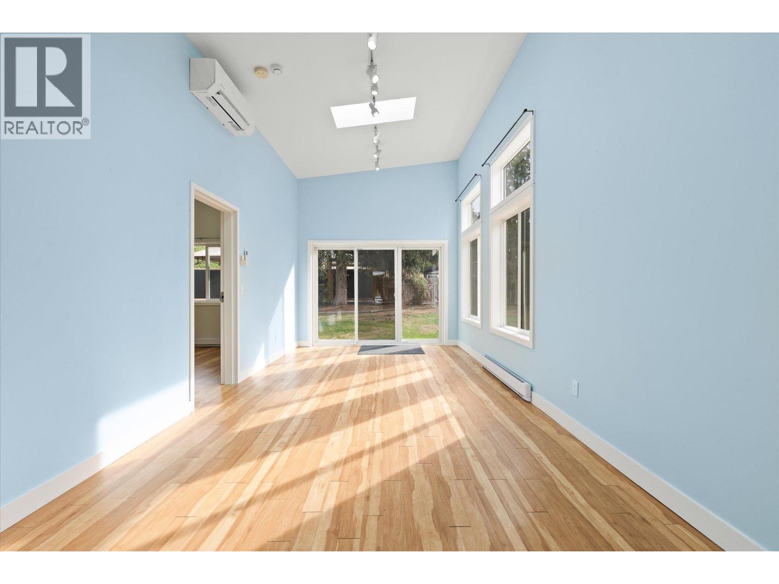 4583 Bonjou Road Property Photo 14