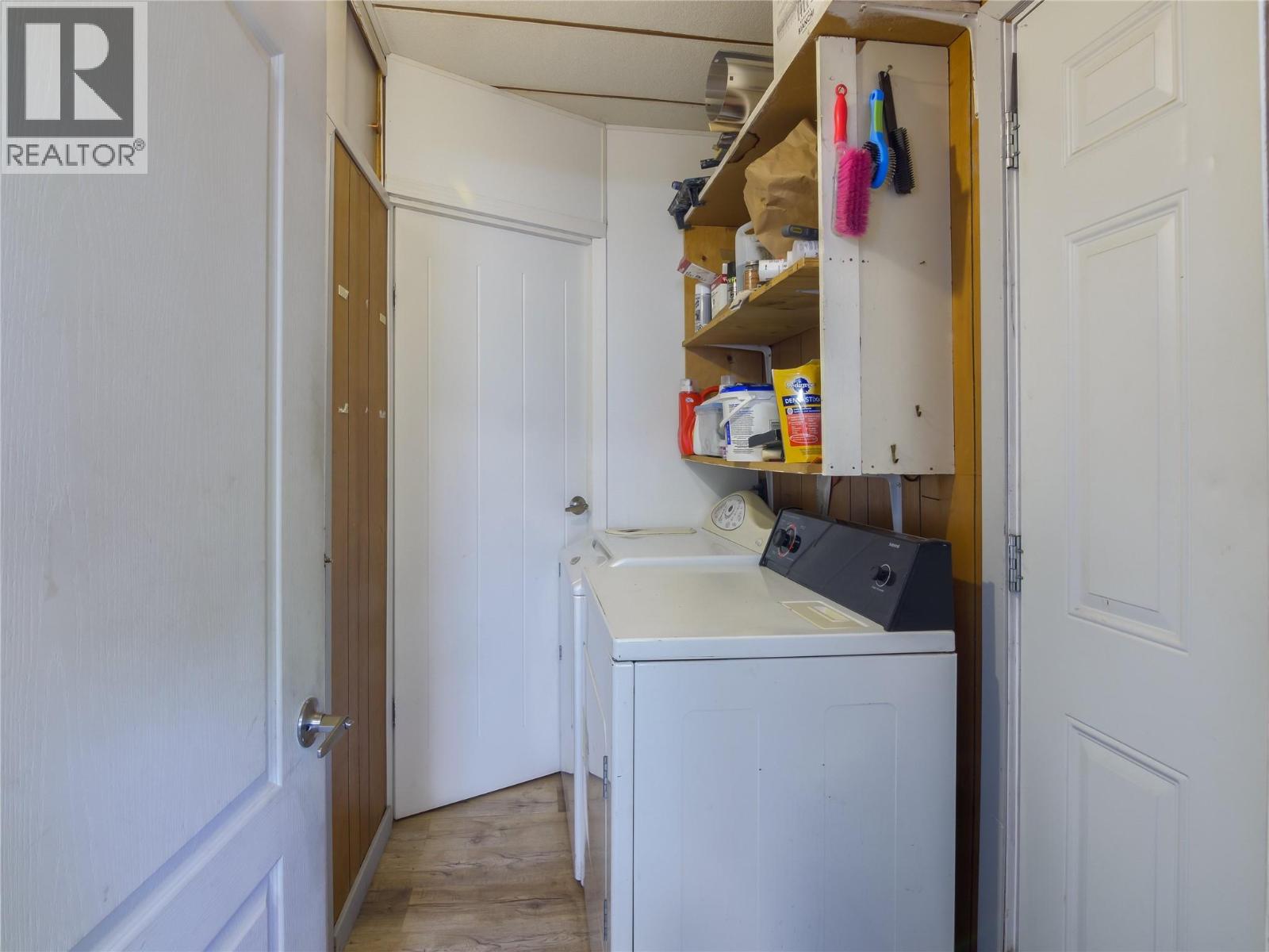 574 Van Horne Street Property Photo 23