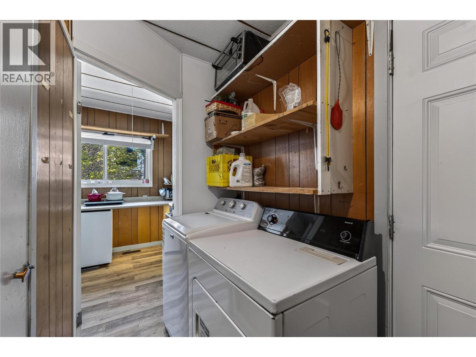 574 Van Horne Street Property Photo 24