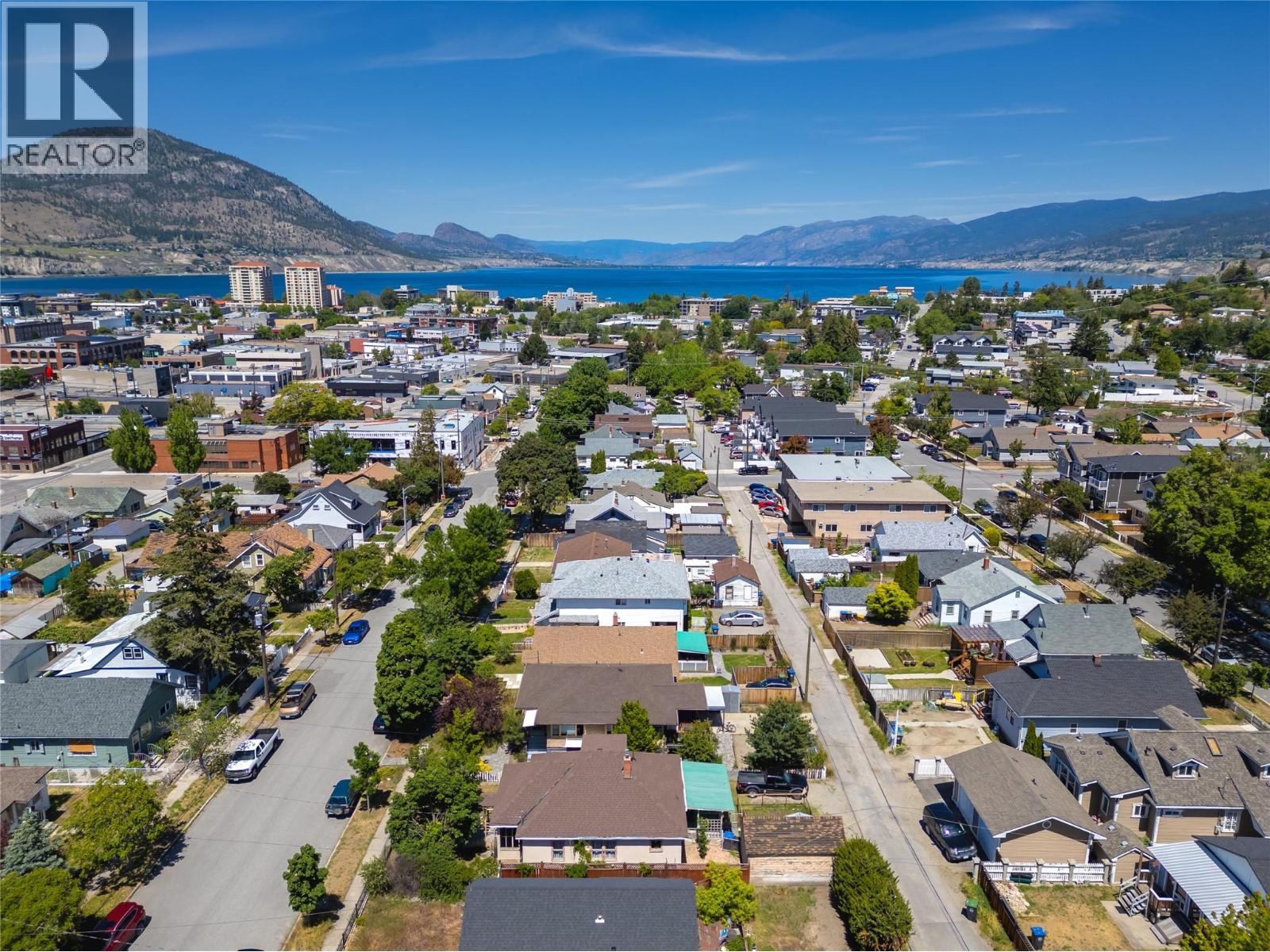 574 Van Horne Street Property Photo 43