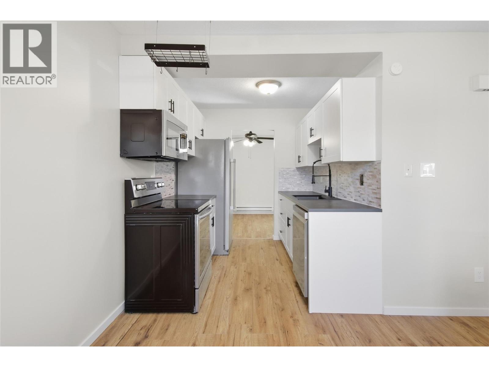 700 Collingwood Drive Unit# 32 Property Photo 5