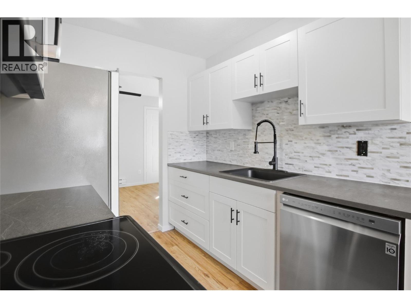 700 Collingwood Drive Unit# 32 Property Photo 24