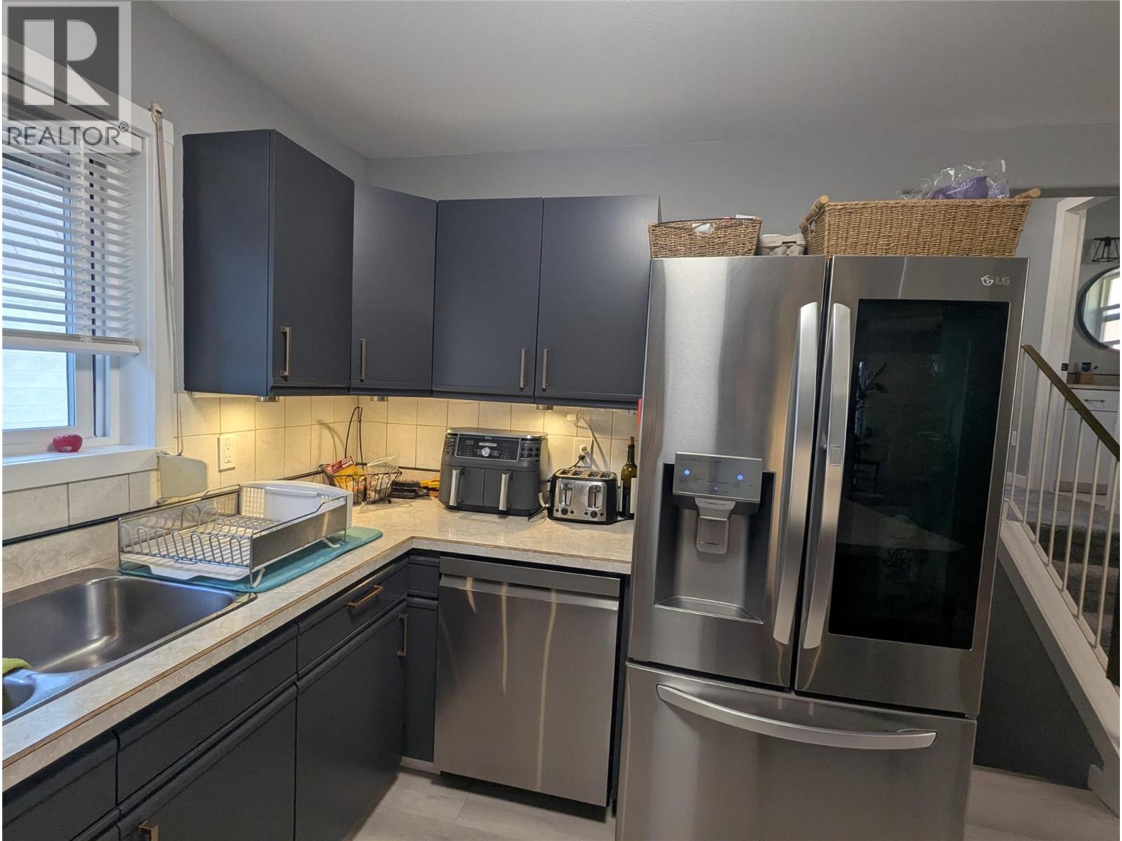 1018 Hillside Avenue Property Photo 9