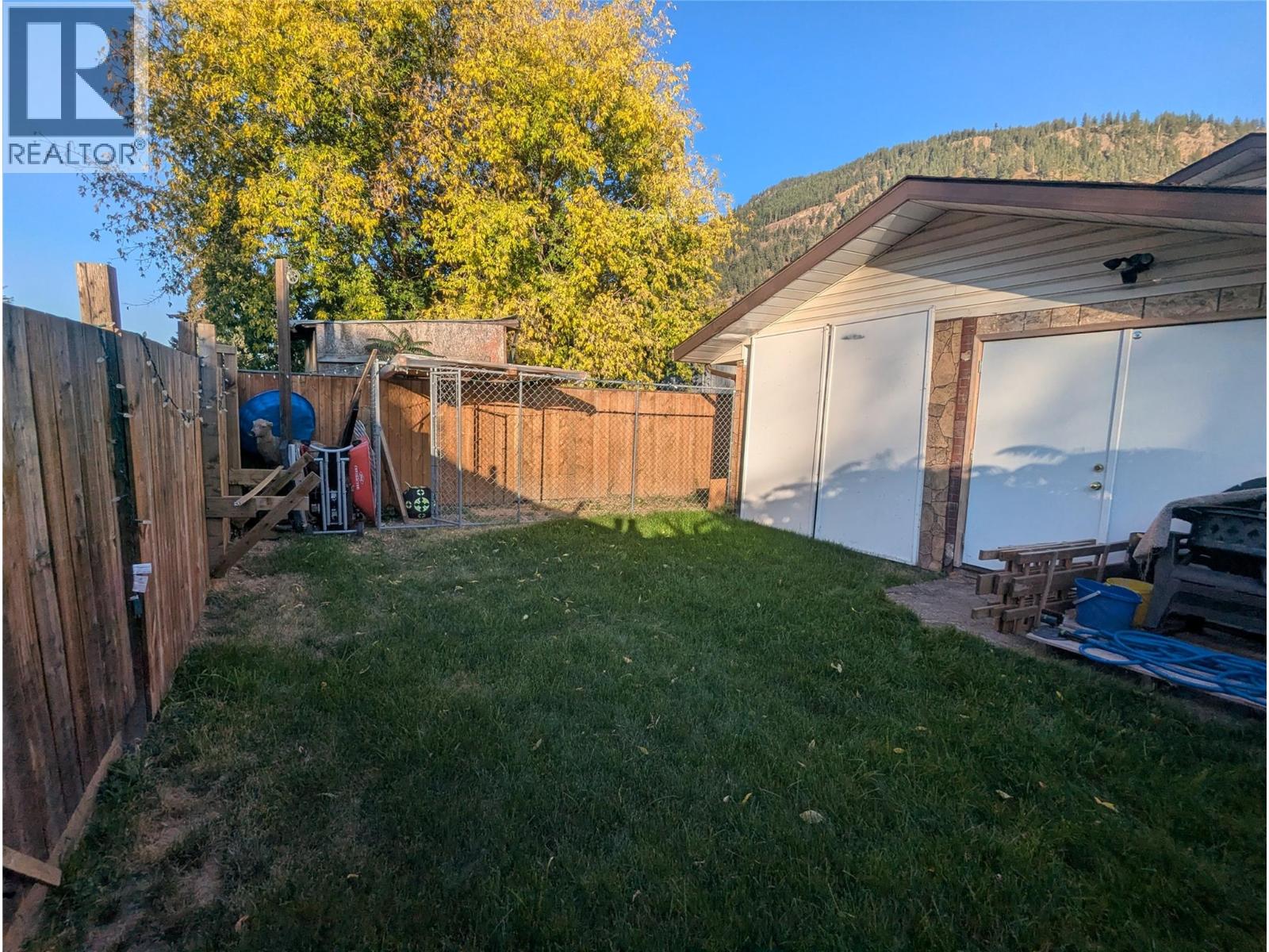 1018 Hillside Avenue Property Photo 30