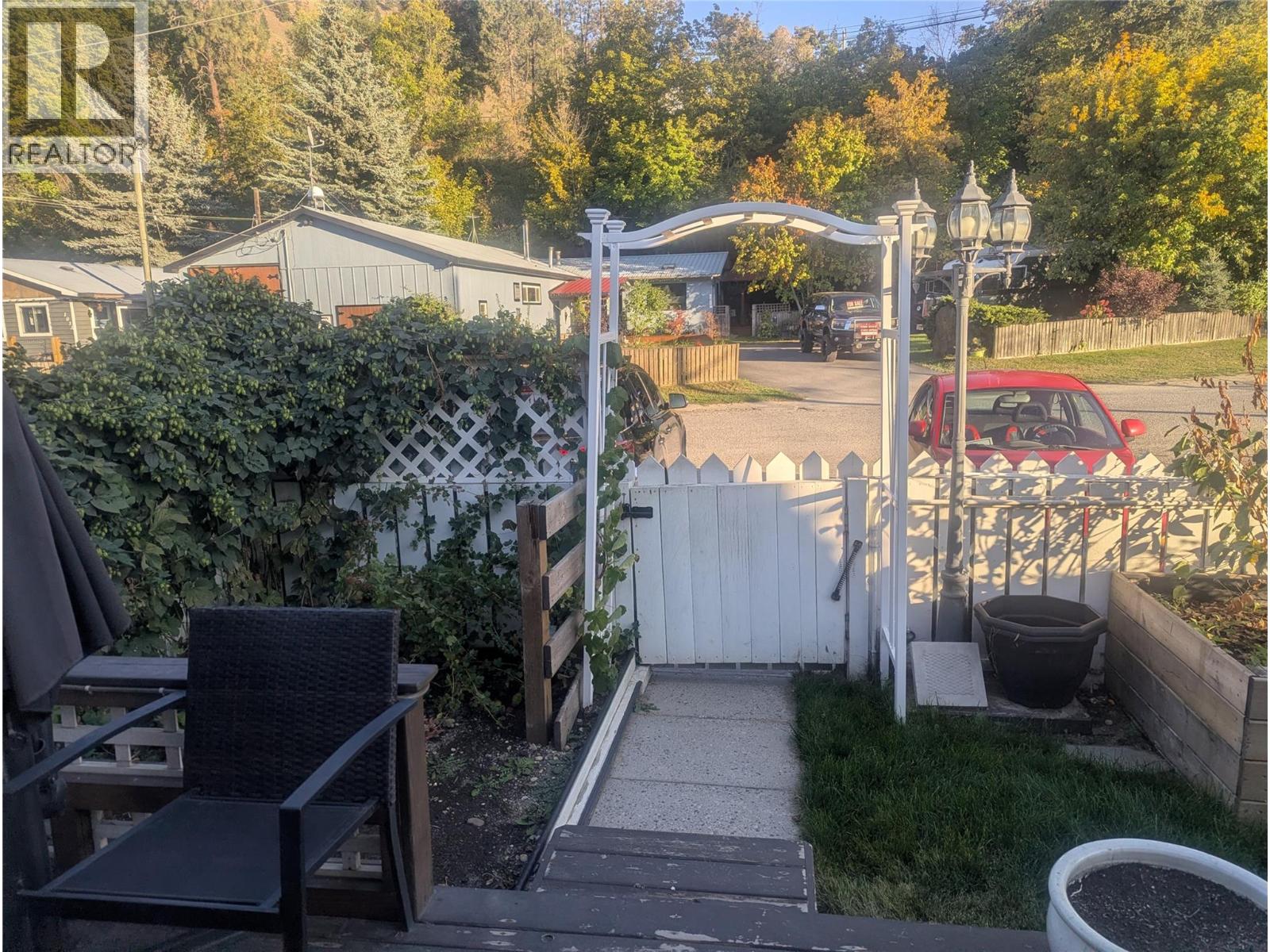 1018 Hillside Avenue Property Photo 34