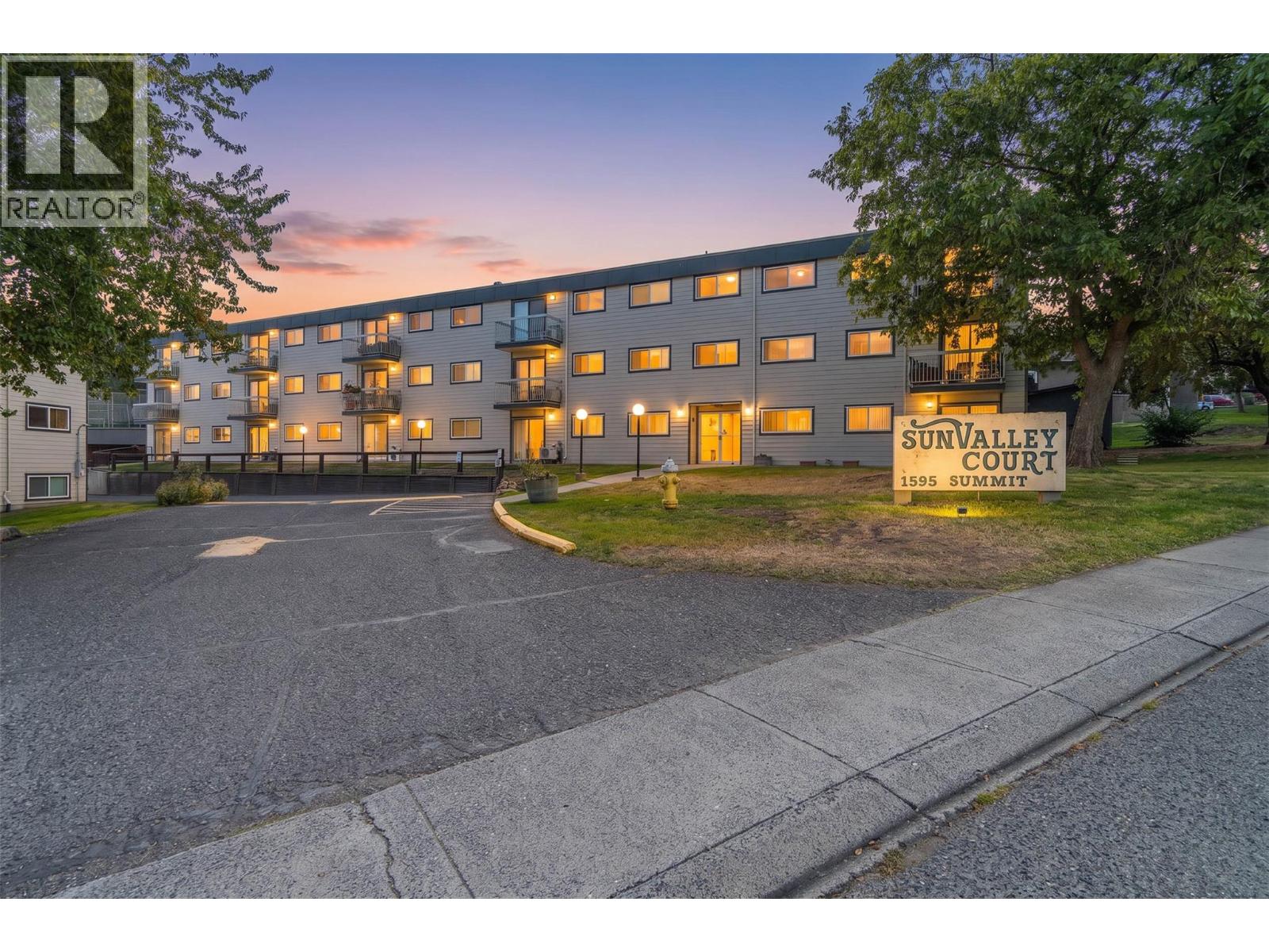 1595 SUMMIT Drive Unit# 6