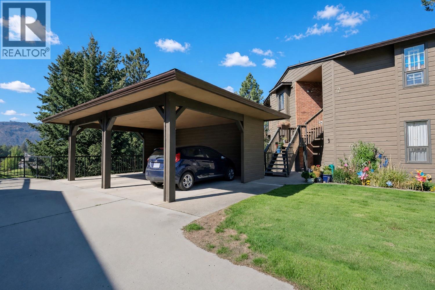 144 Sumac Ridge Drive Unit# 5 Property Photo 2