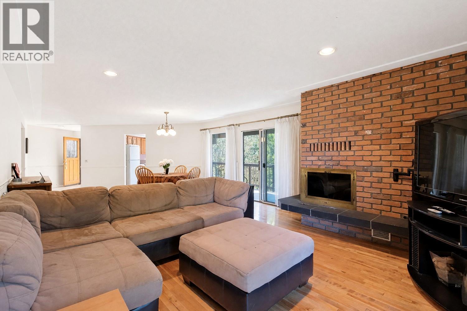 144 Sumac Ridge Drive Unit# 5 Property Photo 7