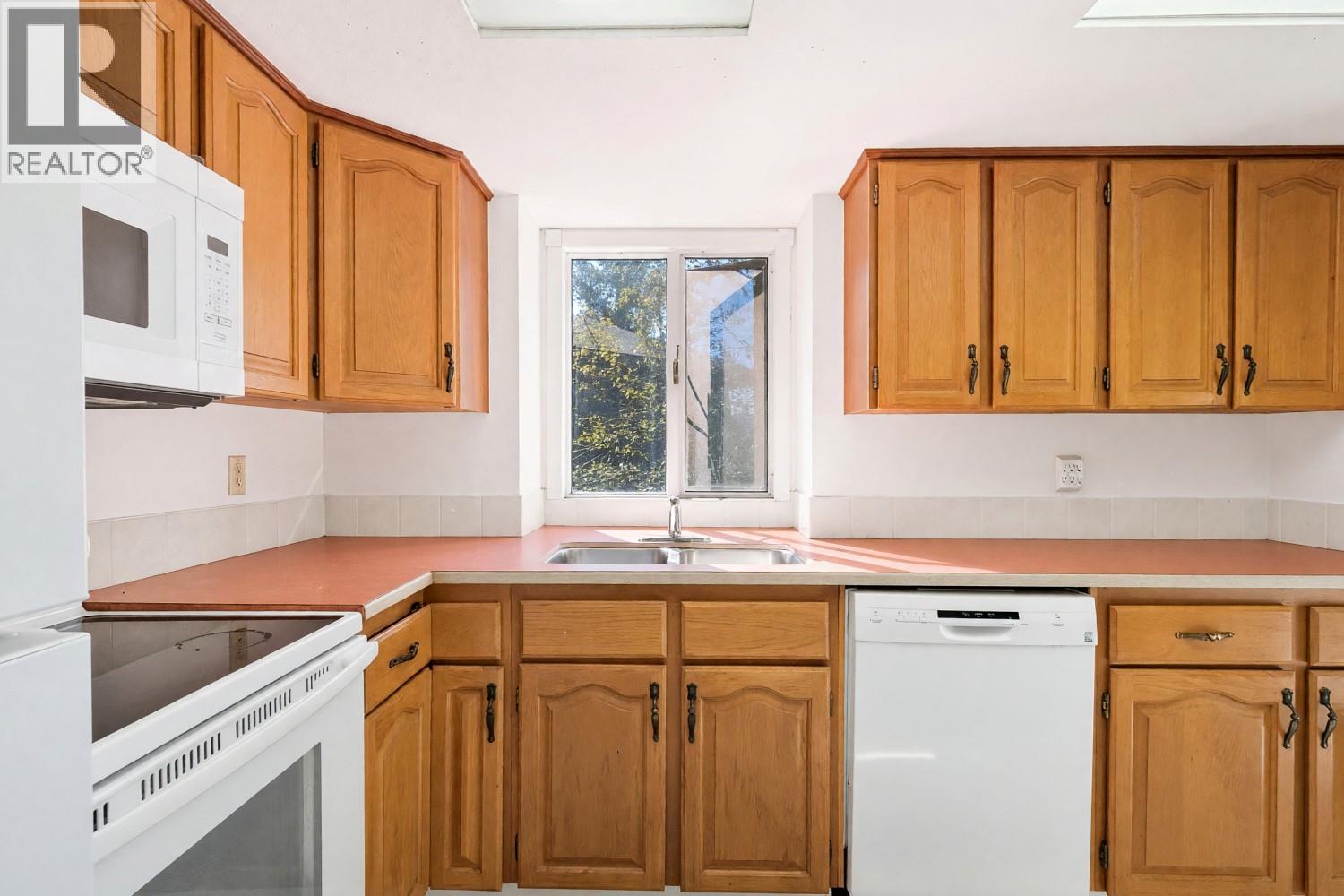 144 Sumac Ridge Drive Unit# 5 Property Photo 14