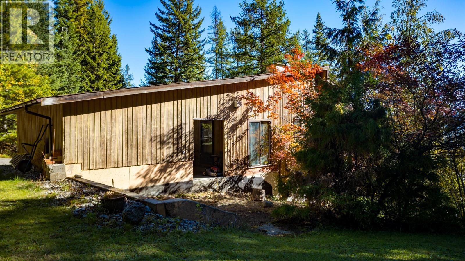 807 Spokane Street Property Photo 5
