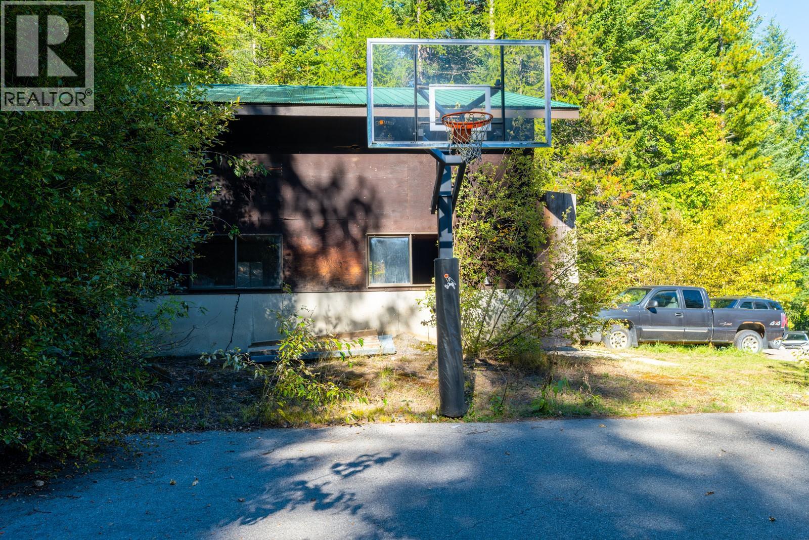 807 Spokane Street Property Photo 11