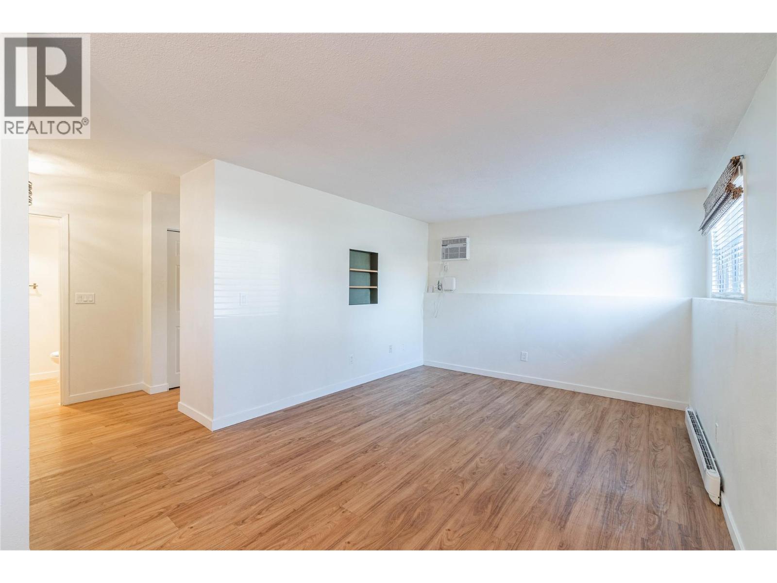 555 Dalgleish Drive Unit# 106 Property Photo 3