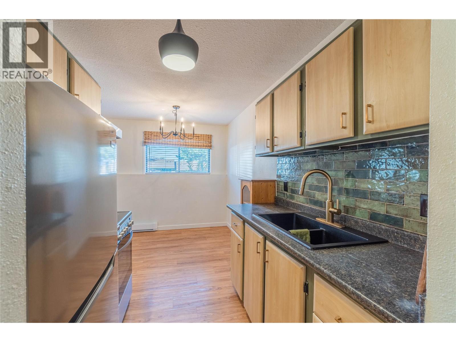 555 Dalgleish Drive Unit# 106 Property Photo 6