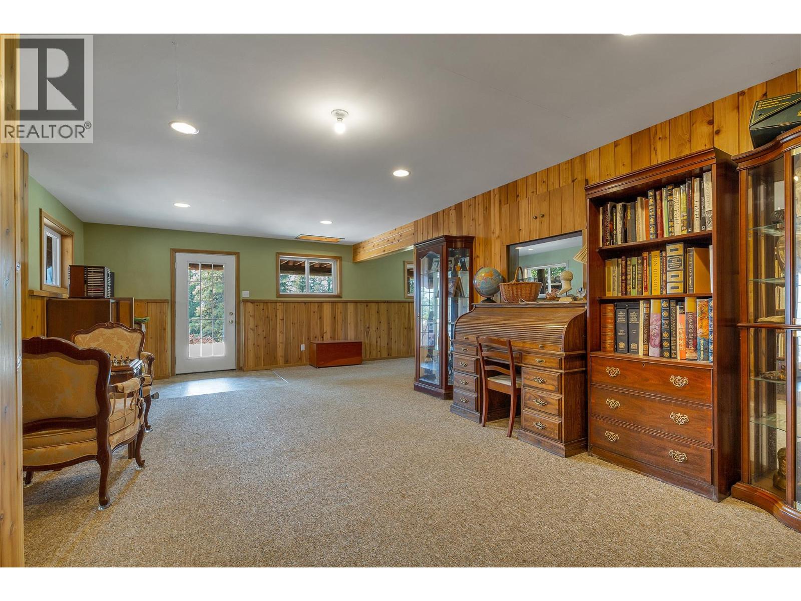 27 Pine Road Property Photo 41
