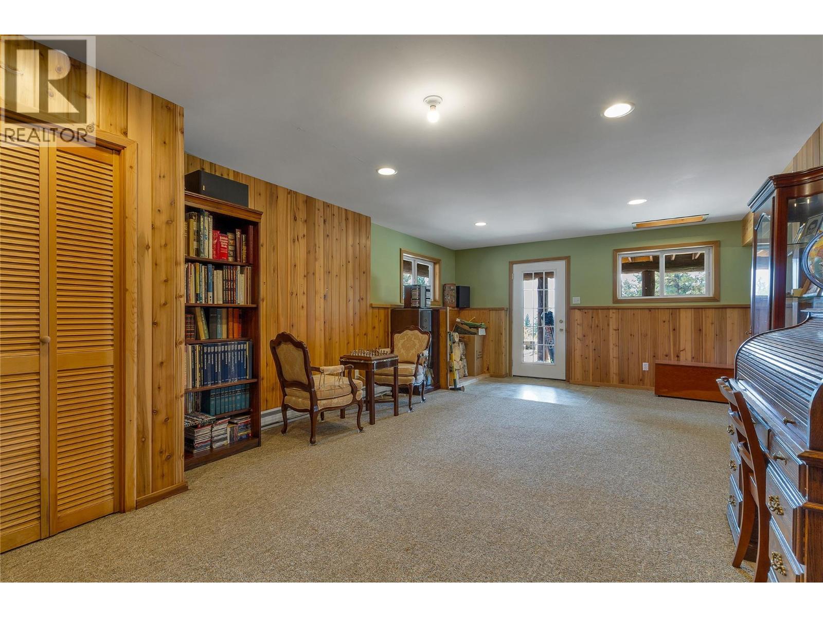 27 Pine Road Property Photo 42
