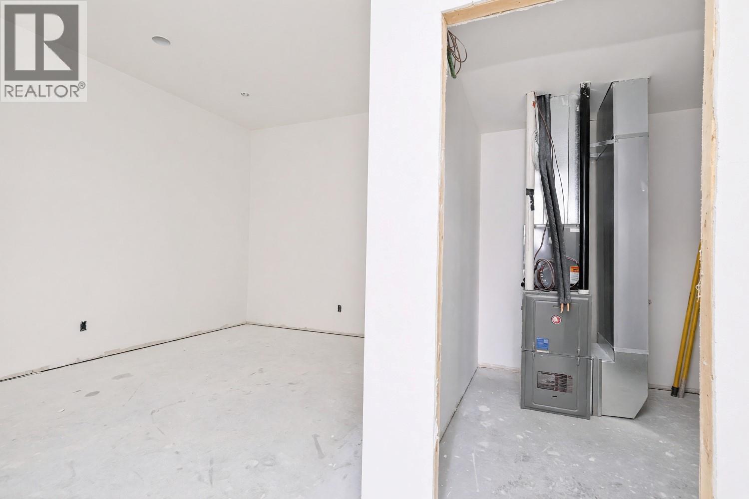 2830 Evergreen Drive Unit# 101 Property Photo 6