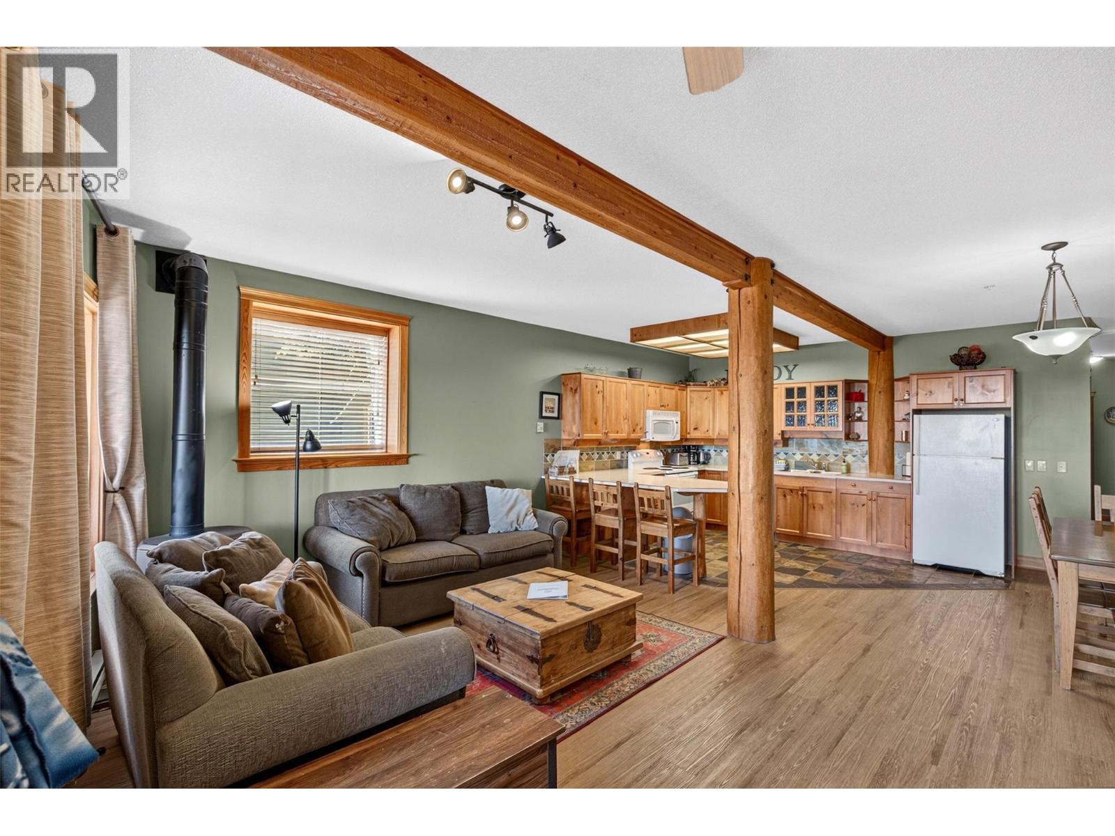 5873 Snow Pines Crescent Unit# A Property Photo 1