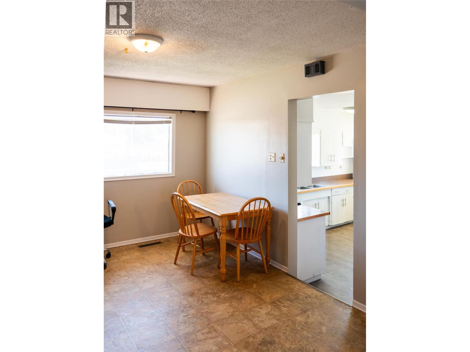 1510 4th Street N Property Photo 8
