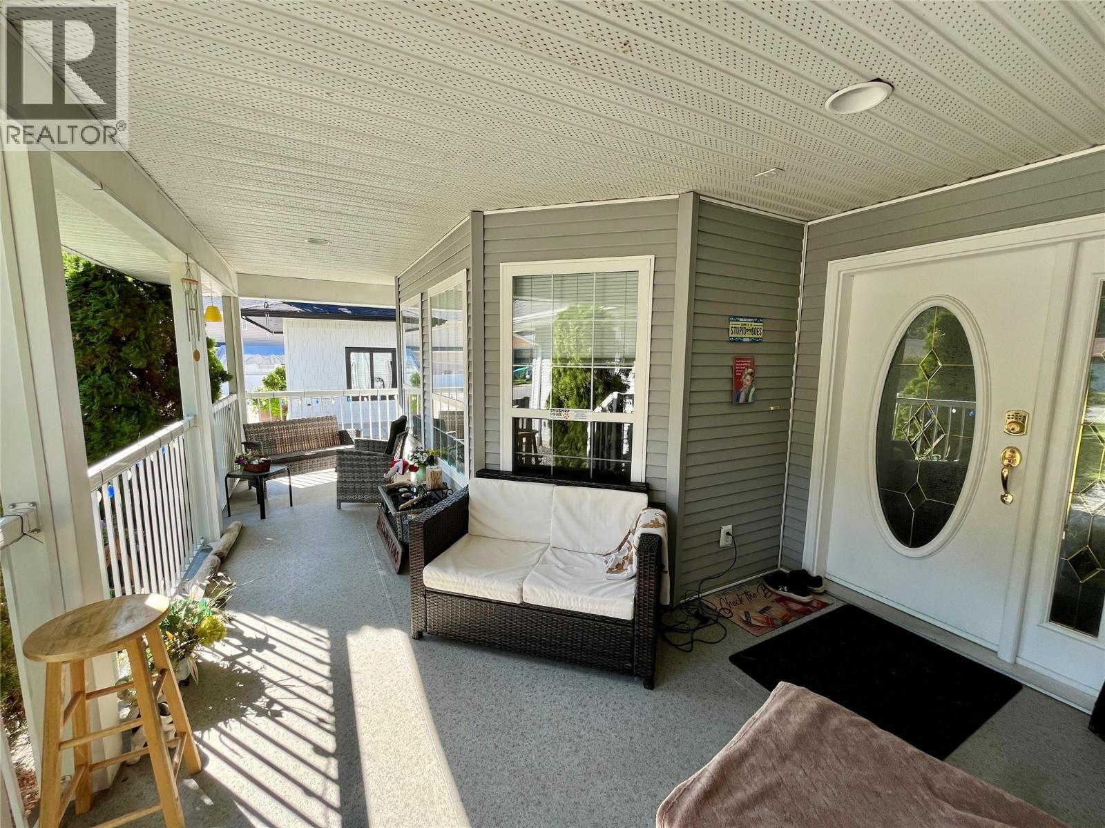 358 Oak Avenue Property Photo 10