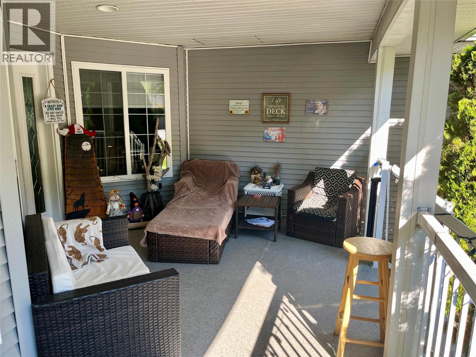 358 Oak Avenue Property Photo 11