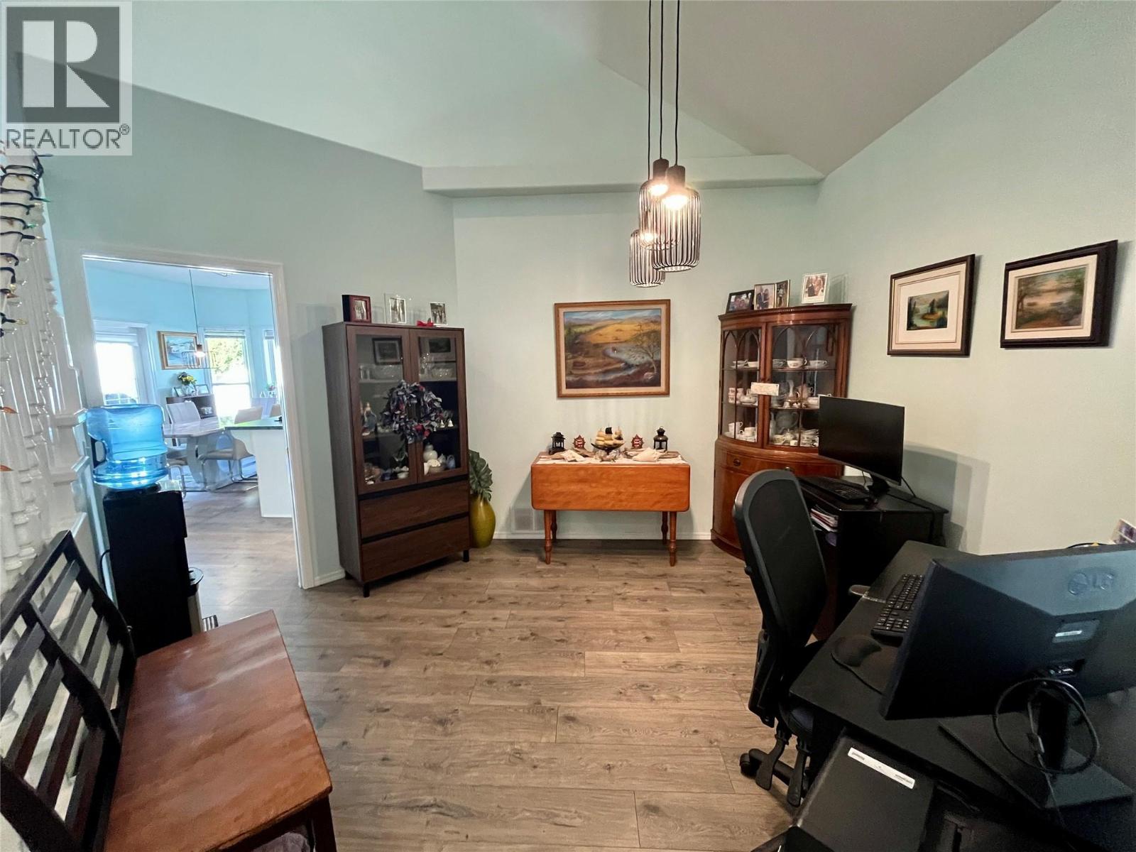 358 Oak Avenue Property Photo 14