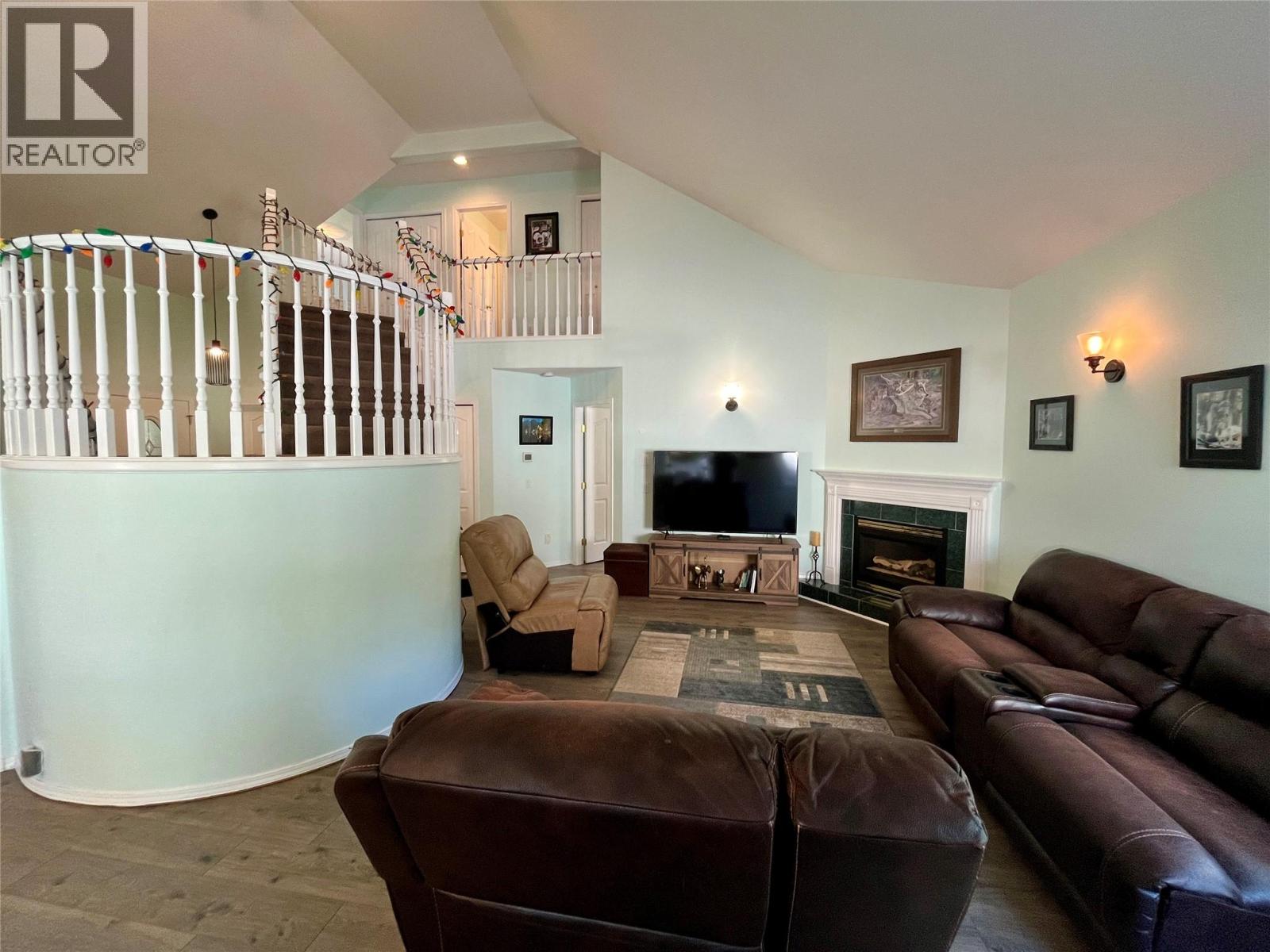 358 Oak Avenue Property Photo 21
