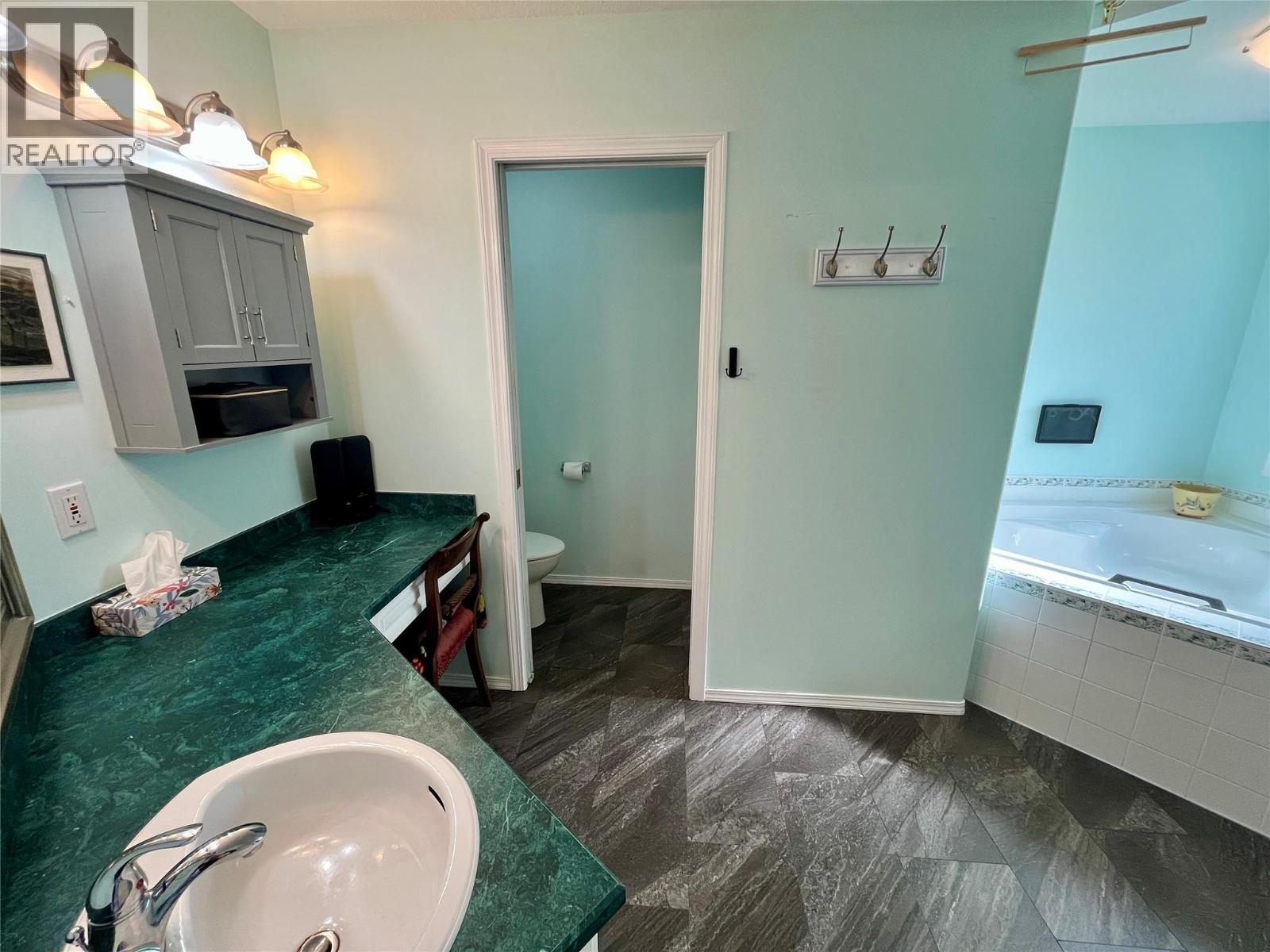 358 Oak Avenue Property Photo 29