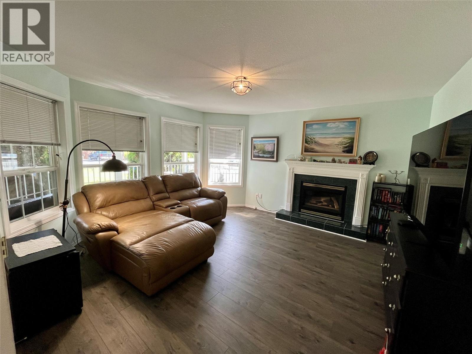 358 Oak Avenue Property Photo 32