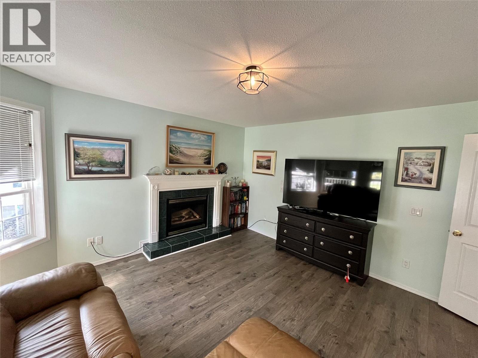 358 Oak Avenue Property Photo 33