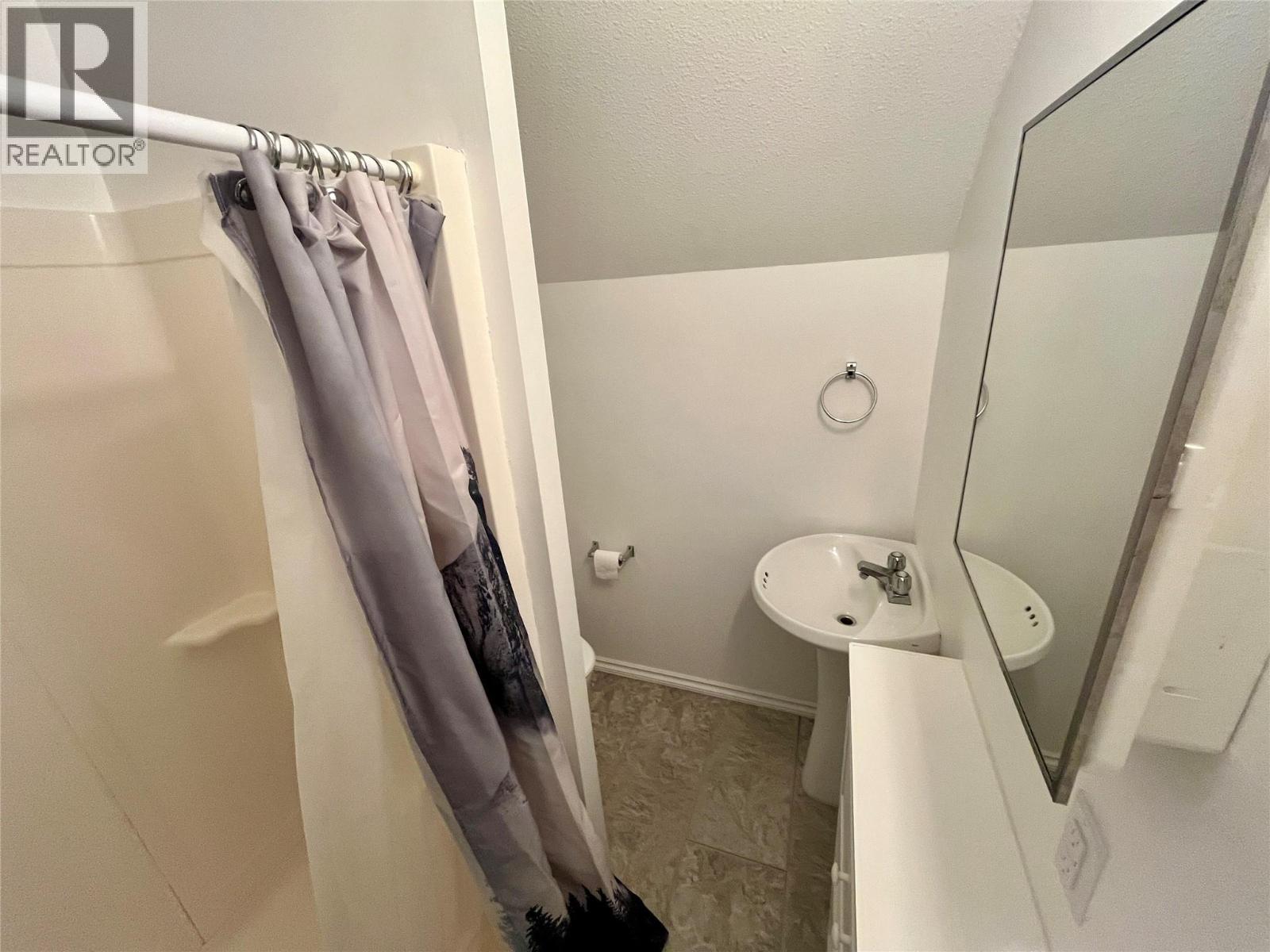 358 Oak Avenue Property Photo 48