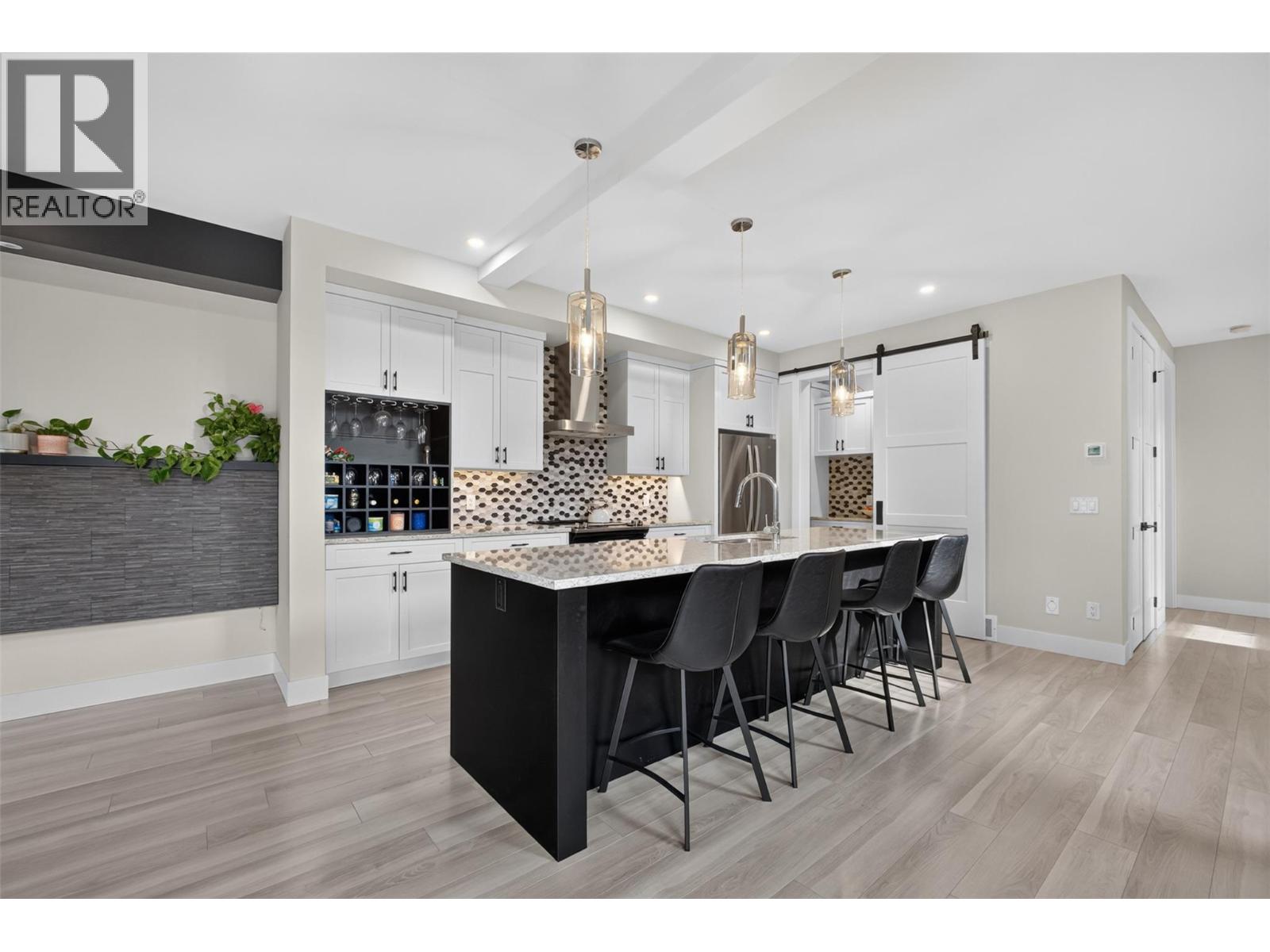 2400 Hawks Boulevard Property Photo 1