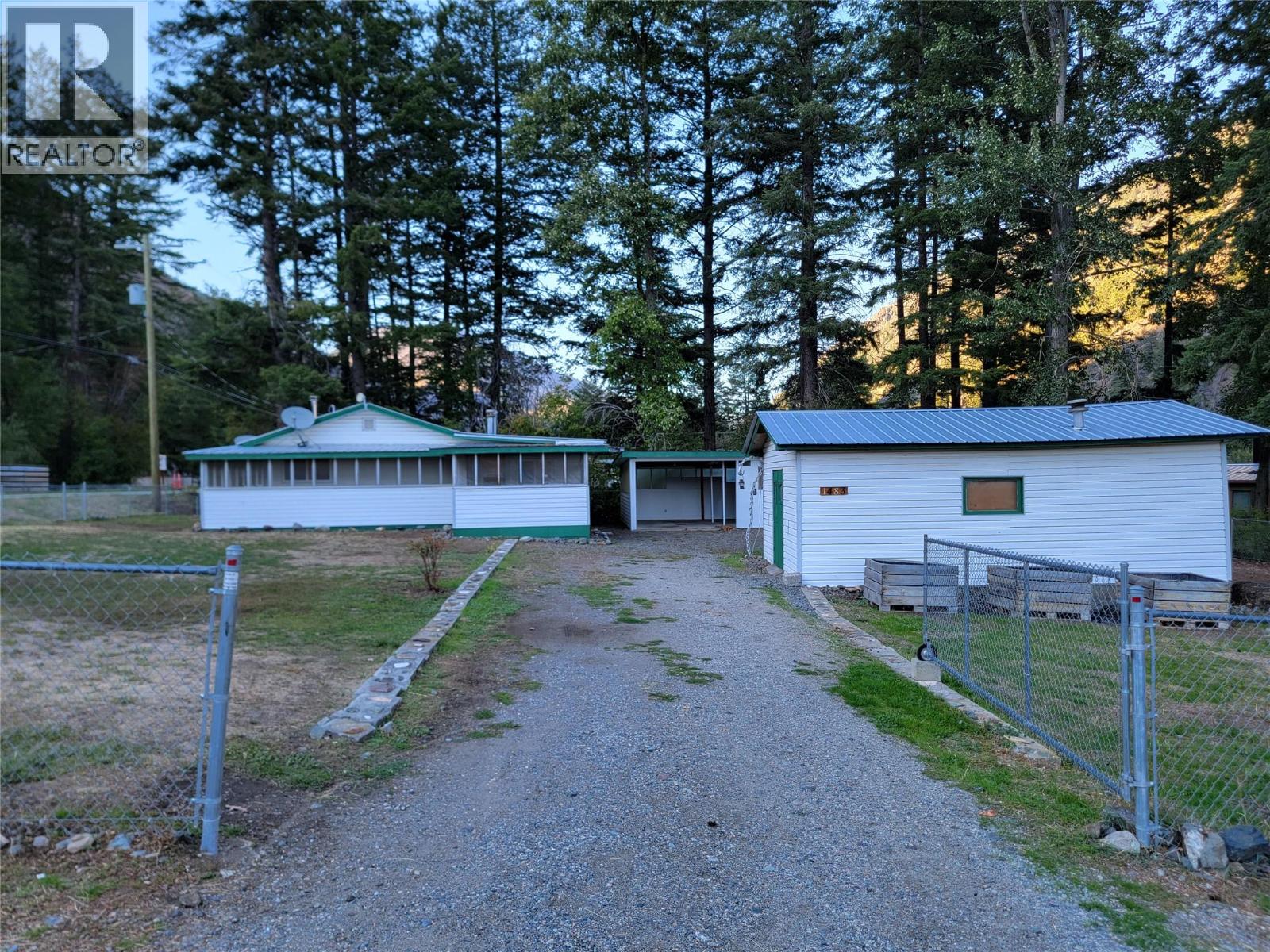 1483 Main Street Property Photo 1